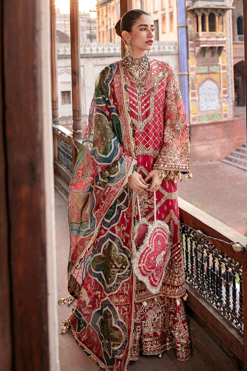 Naseebo Lal Mohsin Naveed Ranjha-inspired formal, full outfit view
