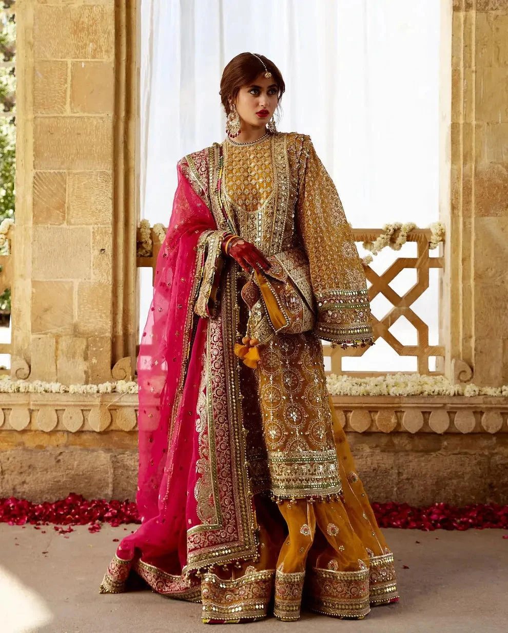 Sagar Kinare Mohsin Naveed Ranjha-inspired formal, full outfit view