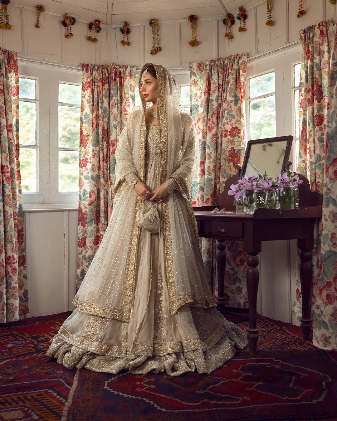 Faiza Saqlain - Anamta — full outfit view