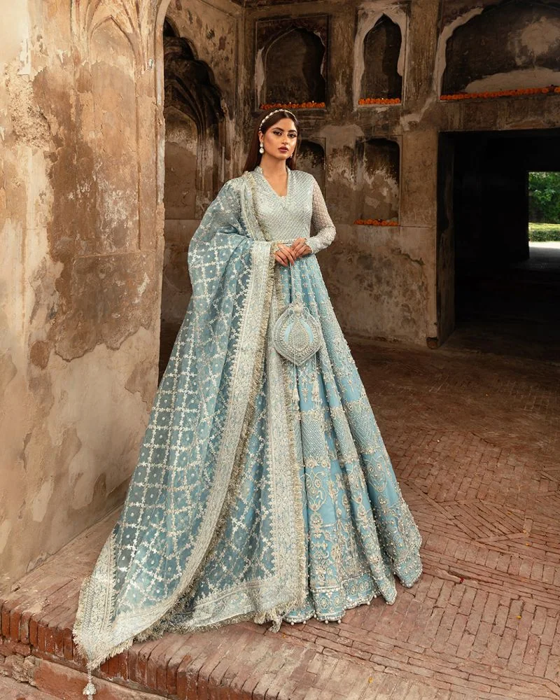 Faiza Saqlain - Hana — full outfit view